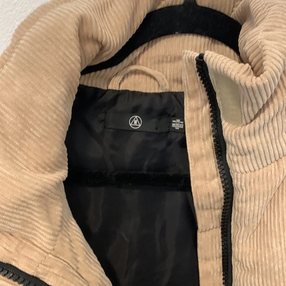 Jacket - Picture 2 of 2